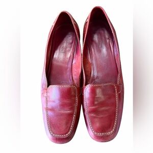 Nordstrom Women's Cherry Loafers Size 8.5​